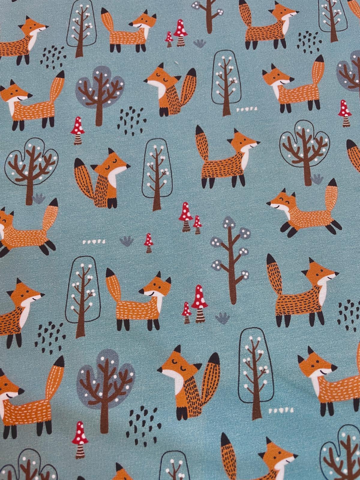 French Terry "Clea" mit Füchsen French Terry "Clea" mit Füchsen